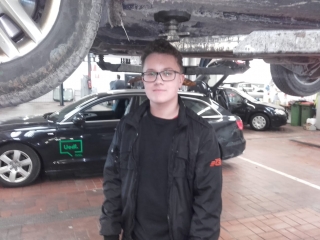 8211462d-c213-4046-8976-6e933717113a