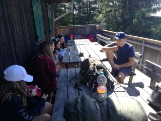 90d9e355-11c8-401c-95c9-9498f595935d